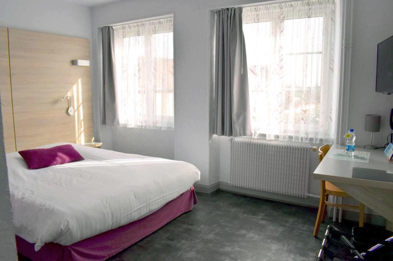 Le Rendez-Vous Des Copains Hotell Logelheim Exteriör bild