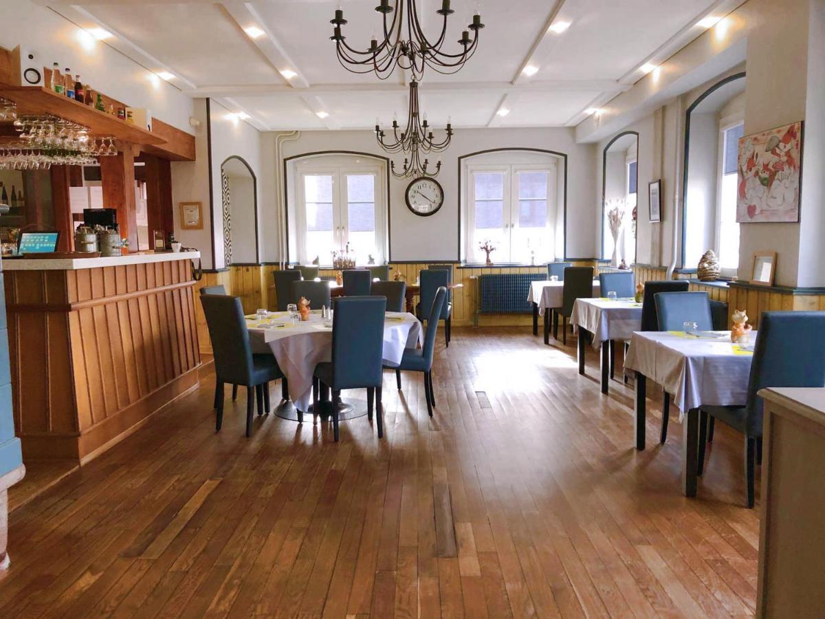 Le Rendez-Vous Des Copains Hotell Logelheim Exteriör bild
