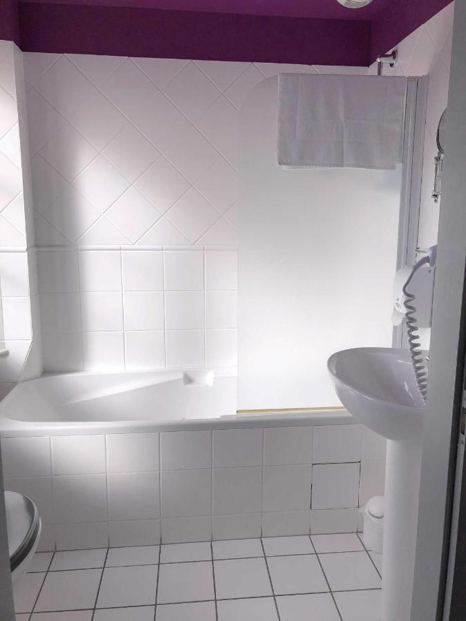 Le Rendez-Vous Des Copains Hotell Logelheim Exteriör bild